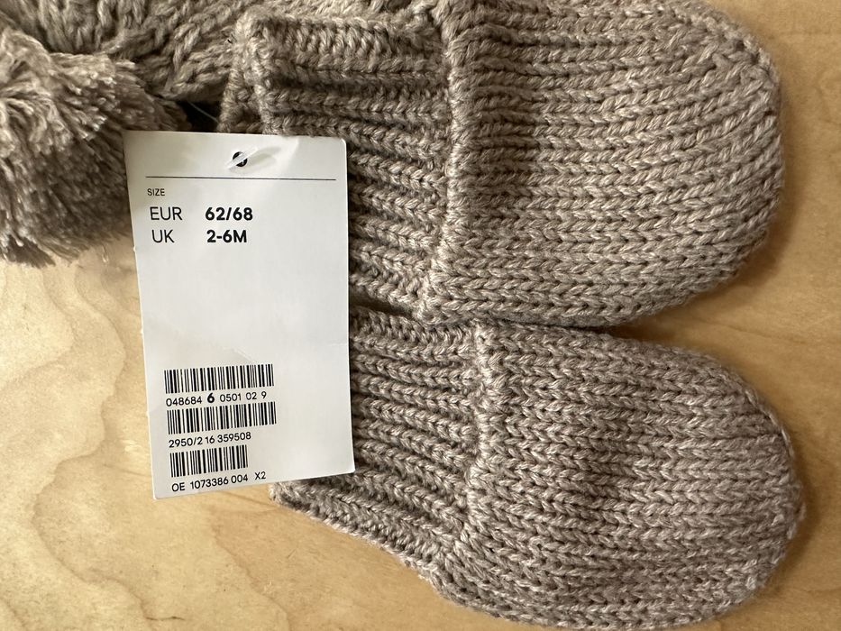 Нов космонавт/ескимос H&M 2-4м. + Шапка ръкавички
