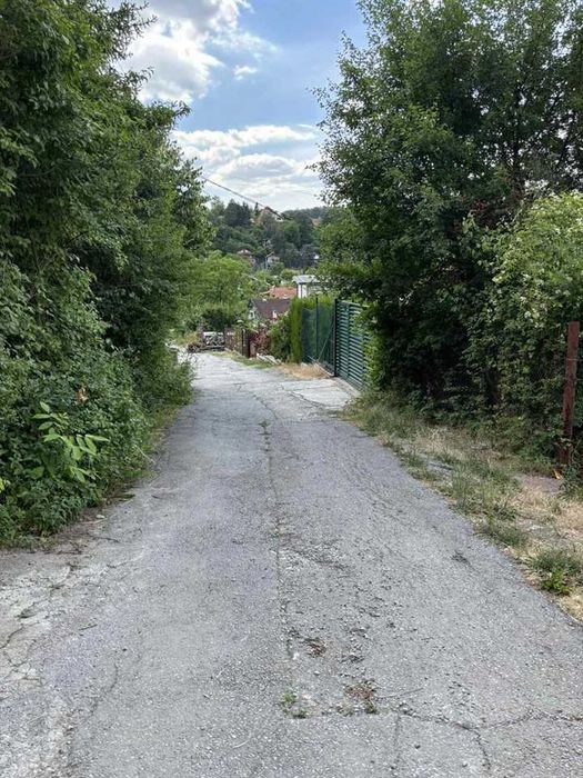 Продава парцел в регулация със страхотна гледка