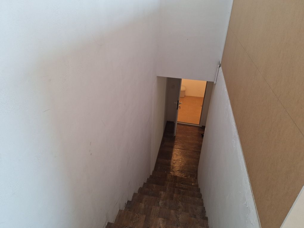 Дава се под наем Магазин в Благоевград, Ален мак - 40 кв.м за 204 € - Снимка #3