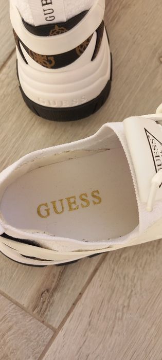 оригинални сникърси guess