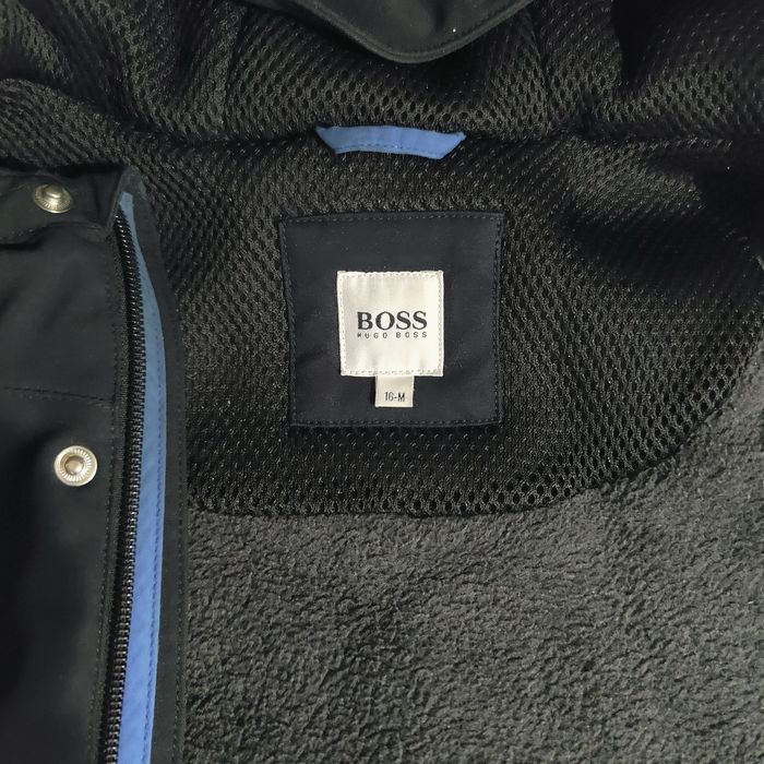 Vând geaca HUGO BOSS