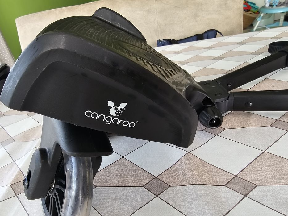 Универсална степенка за второ дете Follow me Cangaroо