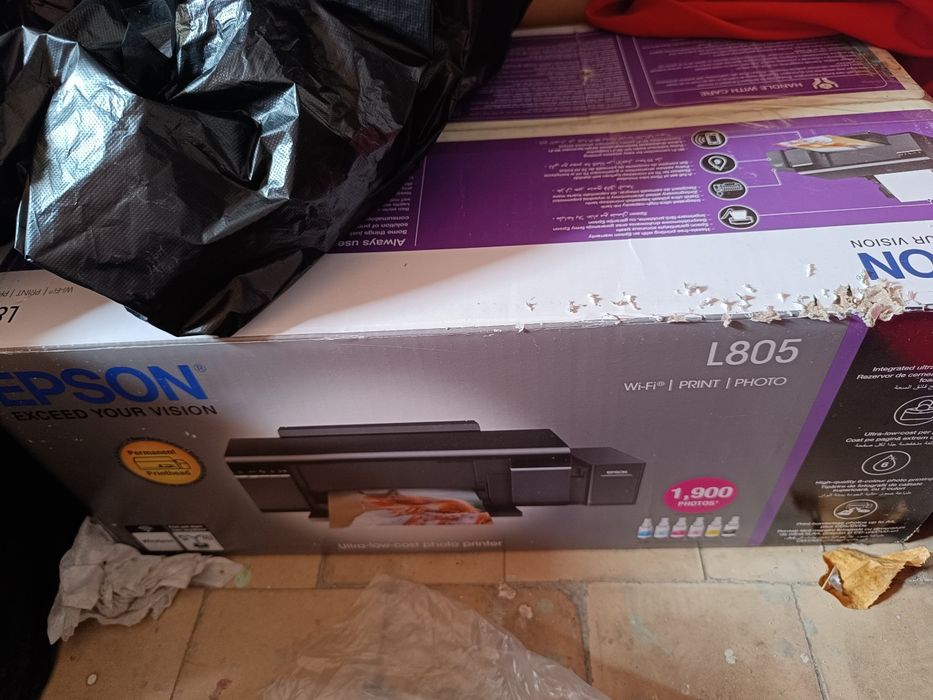 Продаётся принтер EPSON L805 в хорошем состоянии