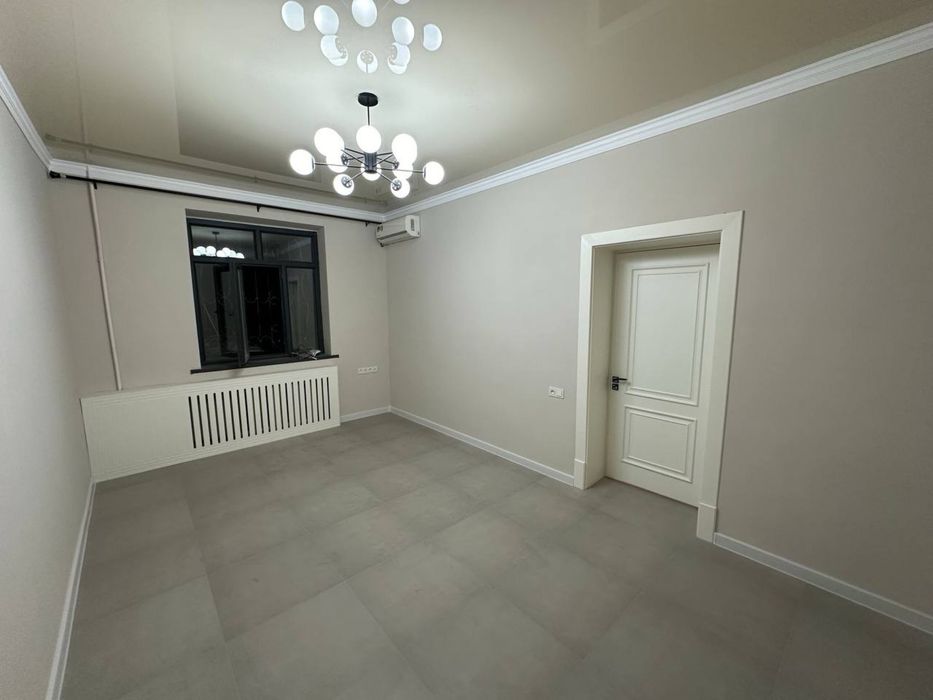 Шота Руставели евро нежилое помещение 200кв.м с арендатором по 2000 уе