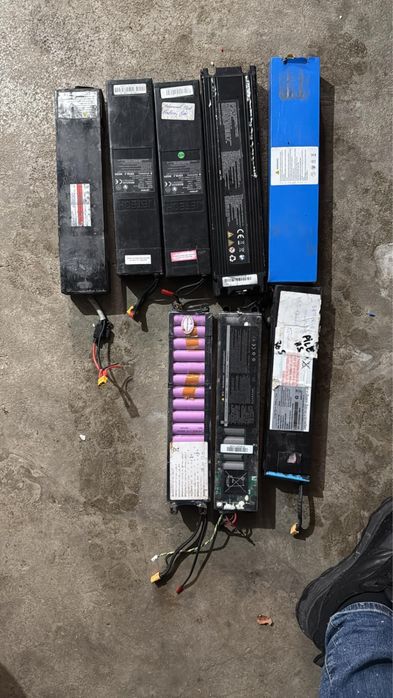 Baterii de trotineta 36v si 48v diferite modele le dau la pachet