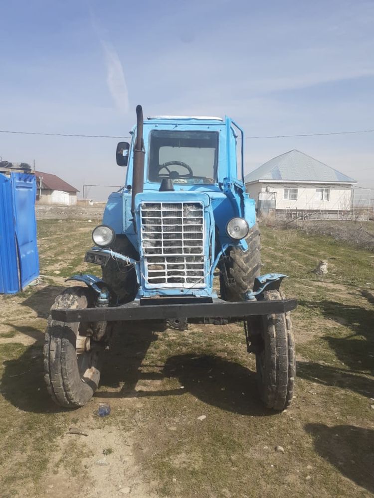Трактор Беларусь 80