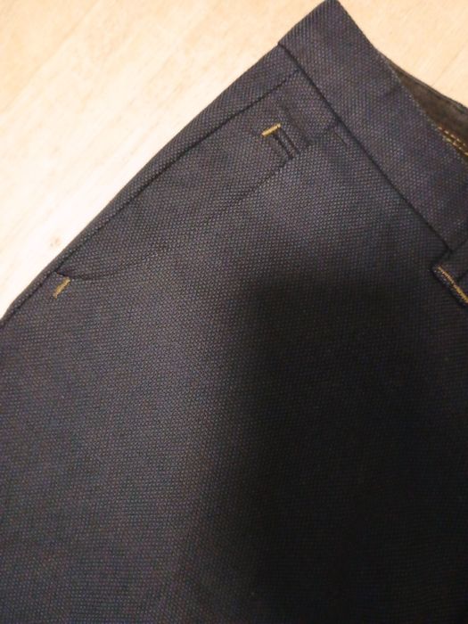 Pantaloni bărbătești mărime XL