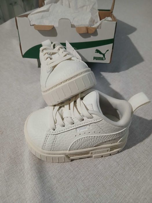 Оригинални бебешки обувки