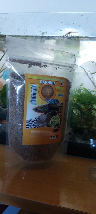 Hrană pesti acvariu