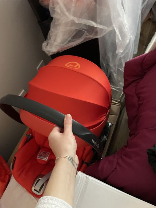 Кошчеза новородено Cybex,столче за кола Cybex ,ергономична раница