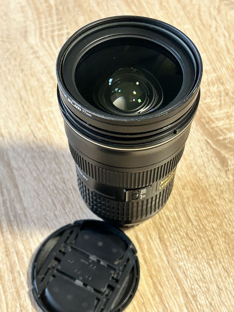 Nikon 24-70mm f/2.8