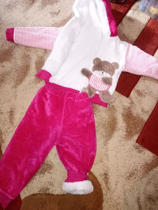 Costum gros , mărimea 86