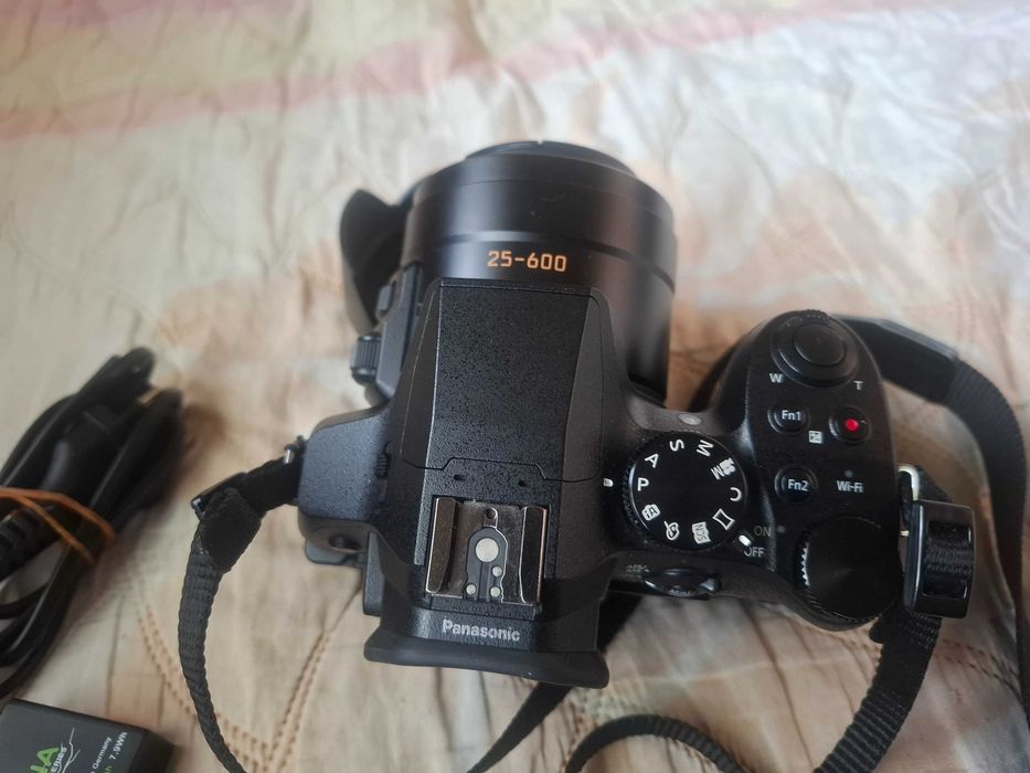 Фотоапарат Panasonic FZ300 около 6к