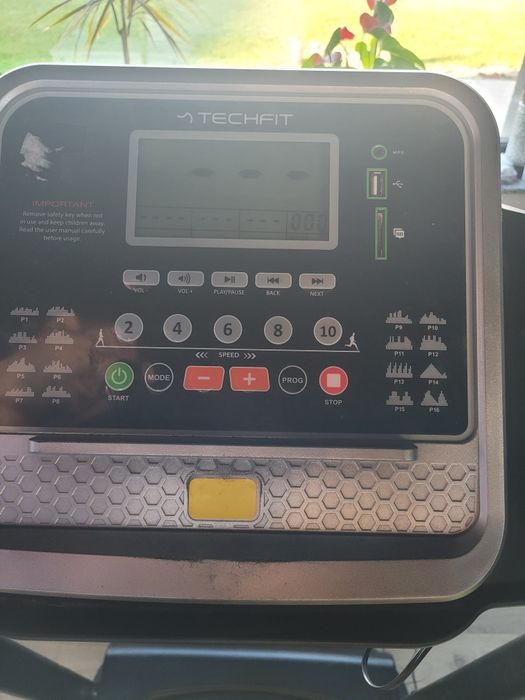 Banda de alergat techfit