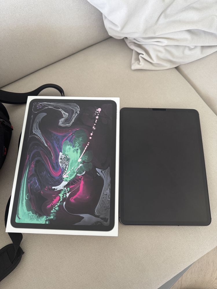 Ipad pro 11 inch Cellular 64gb space grey