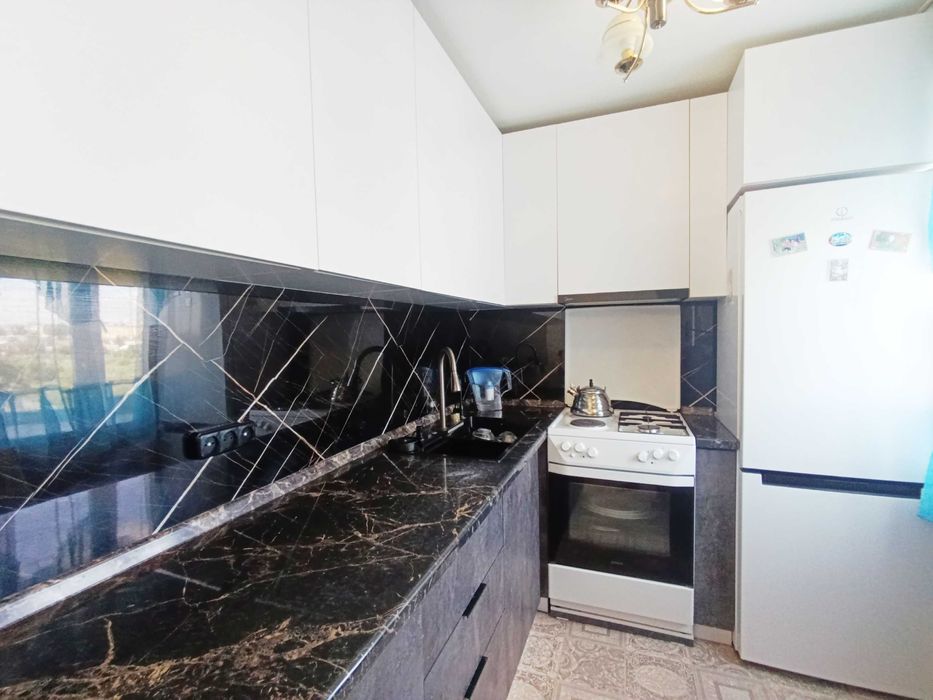 ! Продаю улучшенную 3-комнатную квартиру по ул. Методическая!