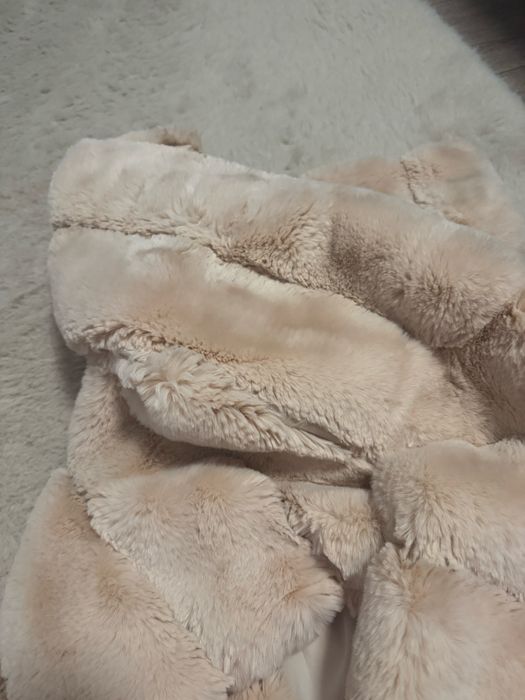 Haina blana ecologica ca noua !!super pret!