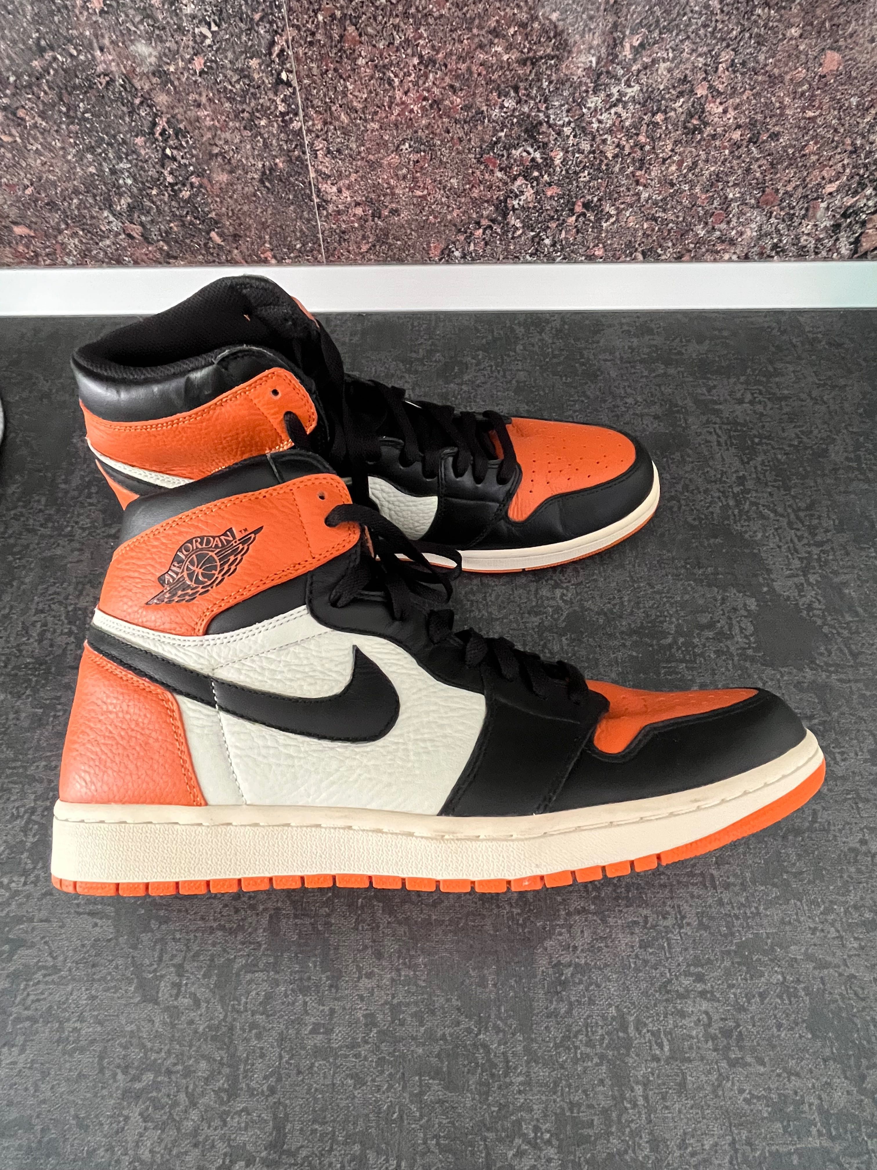 Air Jordan 1 Retro High OG "Shattered Backboard