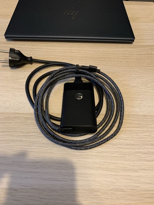 HP Elite Dragonfly G3 - i7 / 32GB RAM / 1TB SSD NVME / WIN11 / 0.99kg