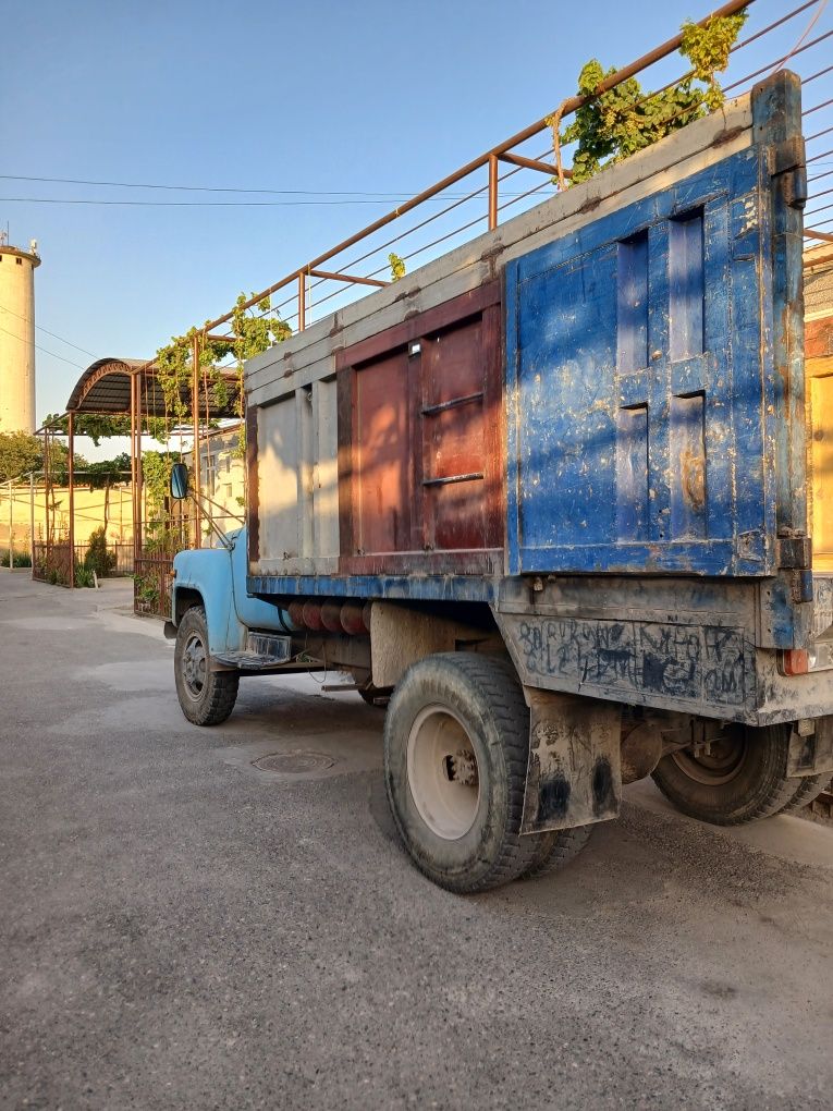 Gaz 53A, srochna sotiladi