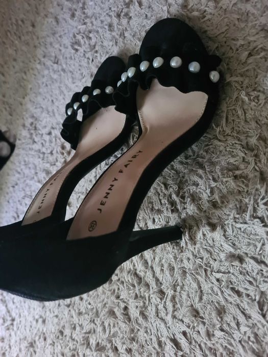 Sandale dama marimea 35