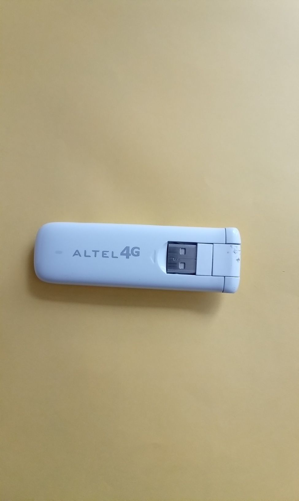 ZTE mf827 алтел теле2 билайн актив кселл izi usb модем 4G