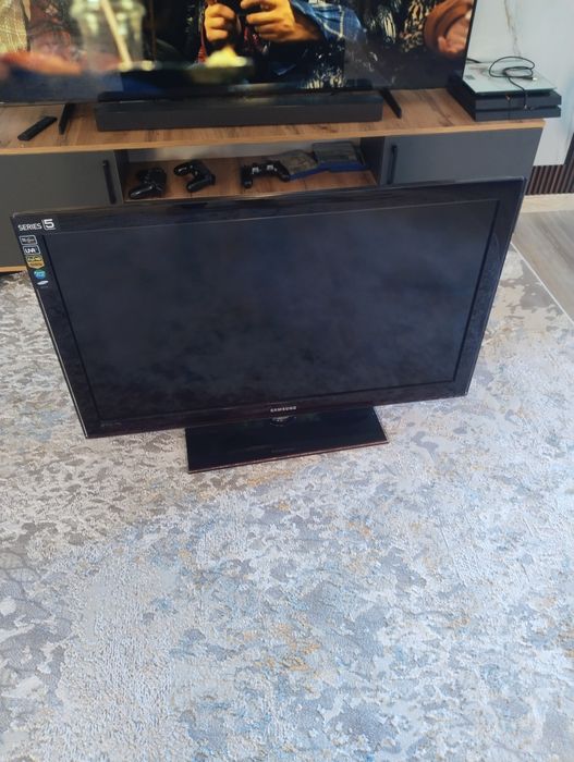 телевизор Самсунг,