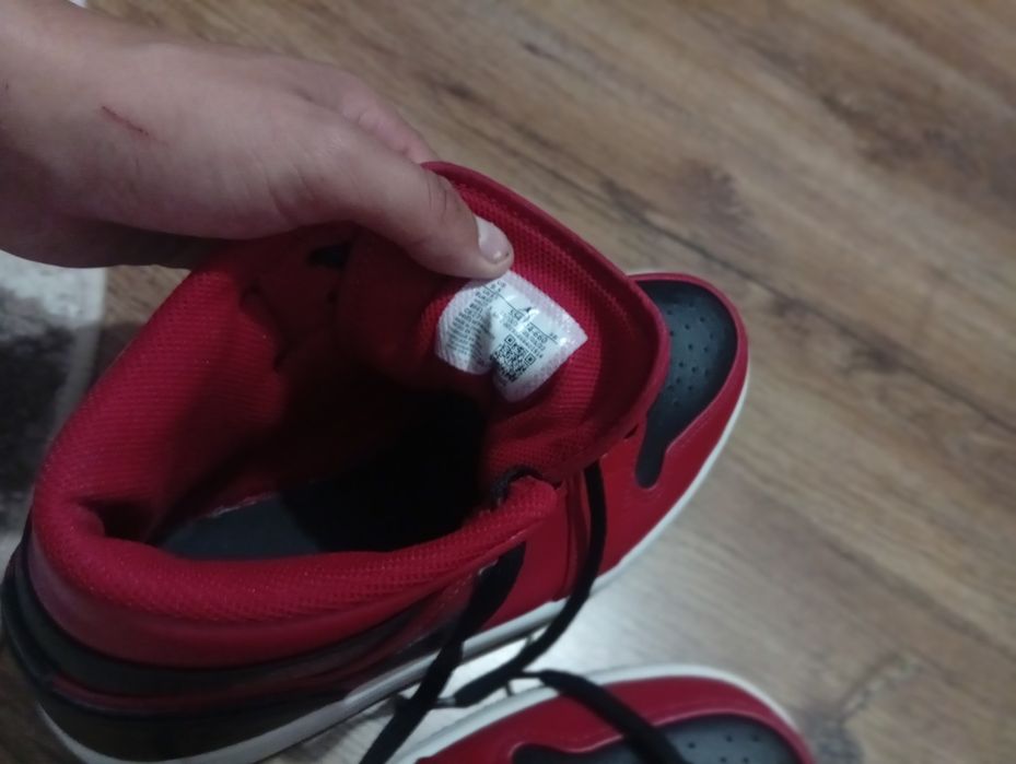 ADIDAȘI Nike Air Jordan 1 Mid originali