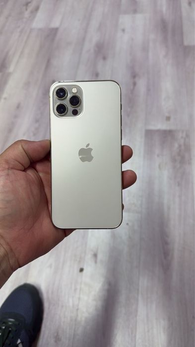 Продам айфон 12 про на 128 гига