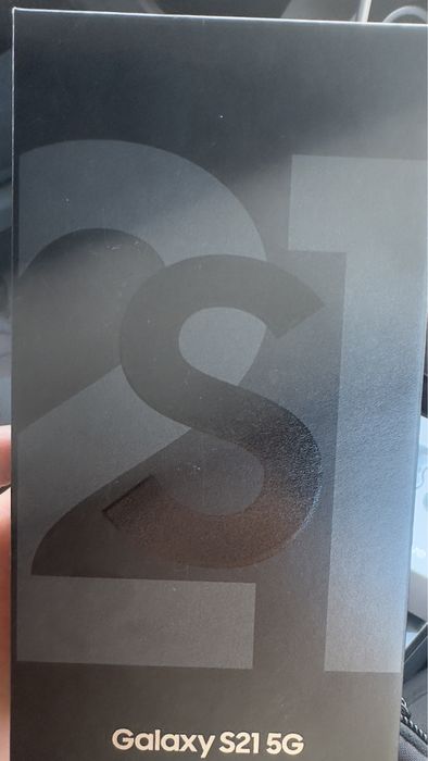 Продается Samsung S21