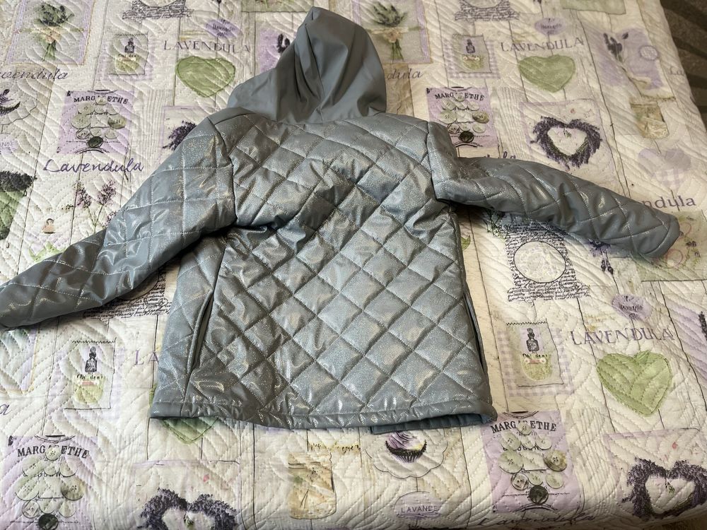 Якета за момиче ZARA-размер 116см. и 122-128 см.