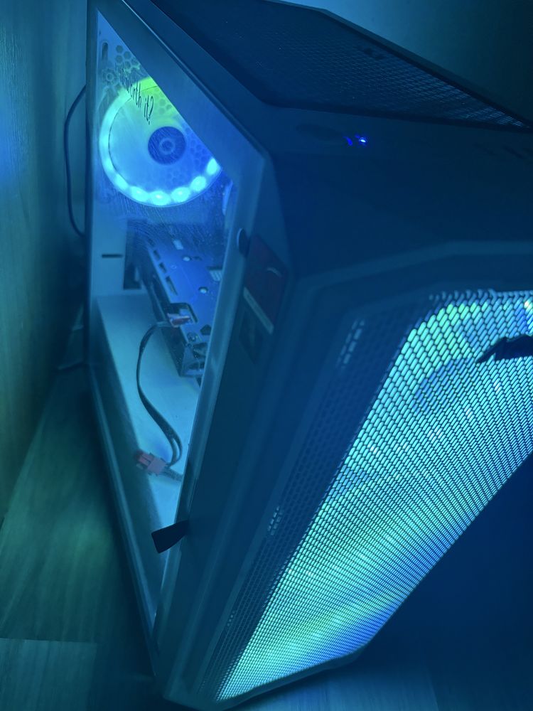 Vand pc ca nou unitate plus minitor