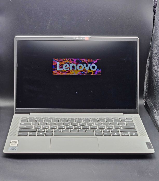 Ноутбук Lenovo IdeaPad 5 14IIL05 (81YH0067RU)