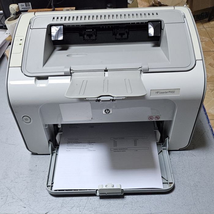 Продам принтера Hp Laserjet P1102