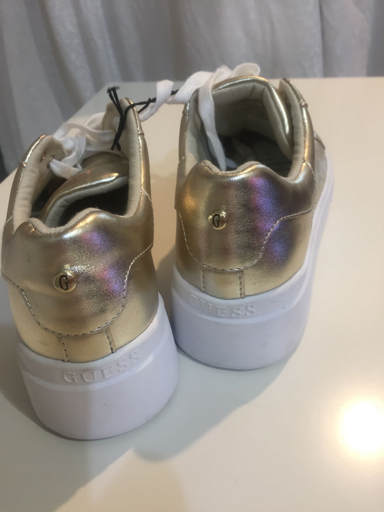 Sneakers GUESS Metalic Gold