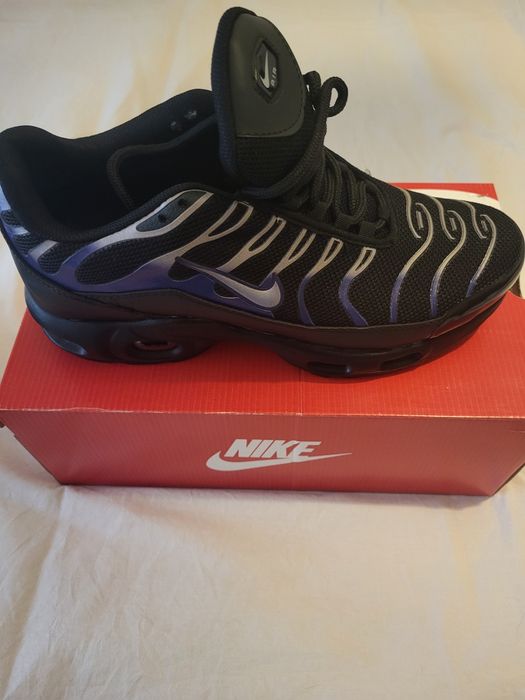 Nike Air Max Plus TN – mărimea 42 – Noi