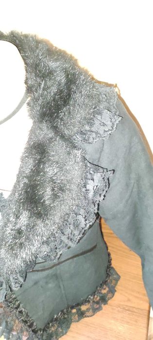 Cojocel deosebit cu dantela, foarte calduros
