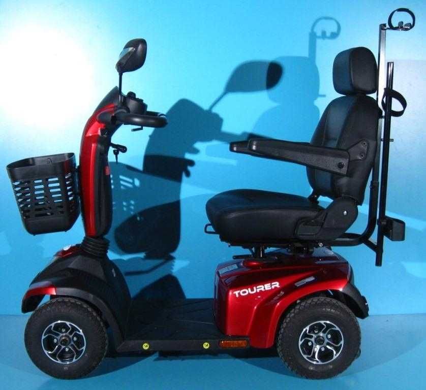 Scuter electric batrani/ handicap Drive Tourer