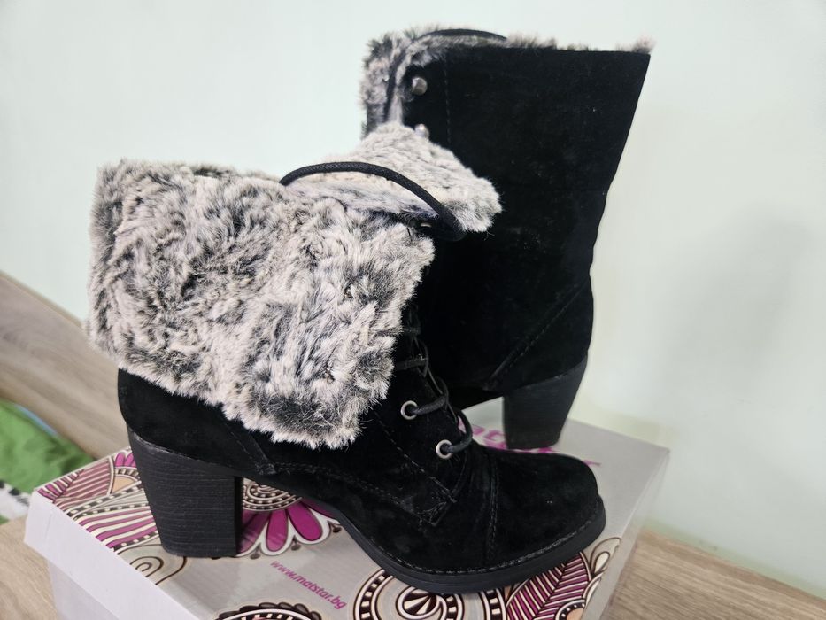 Дамски боти на ток Mat Star