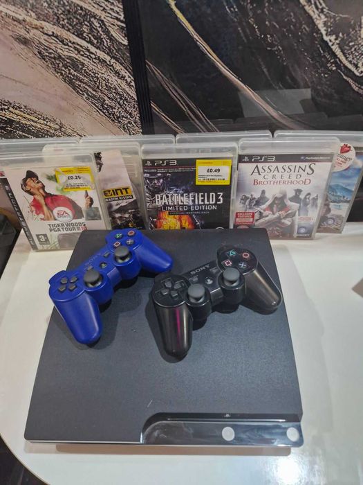 PS3 с подарък 8бр.игри