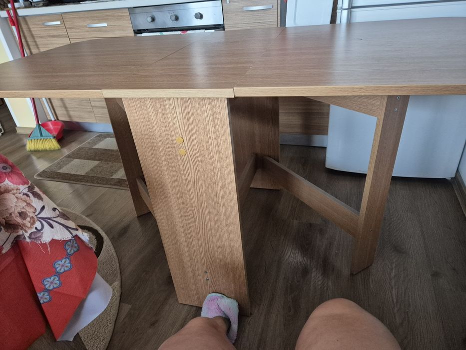 Masă pliantă nouă de culoare maro
