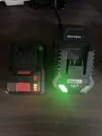 Set acumulator smart + incarcarcator parkside