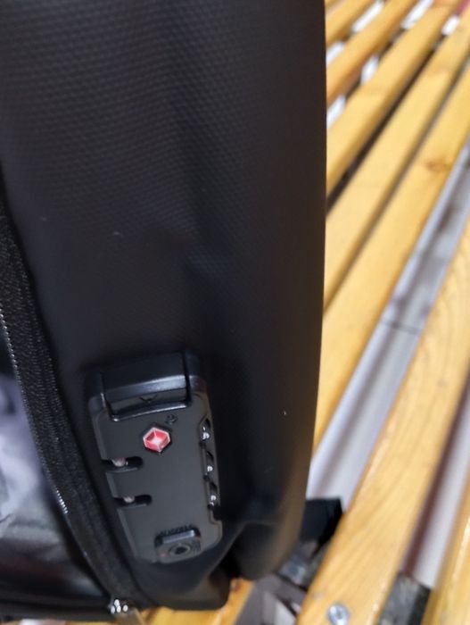 Продается очень крутой рюкзак