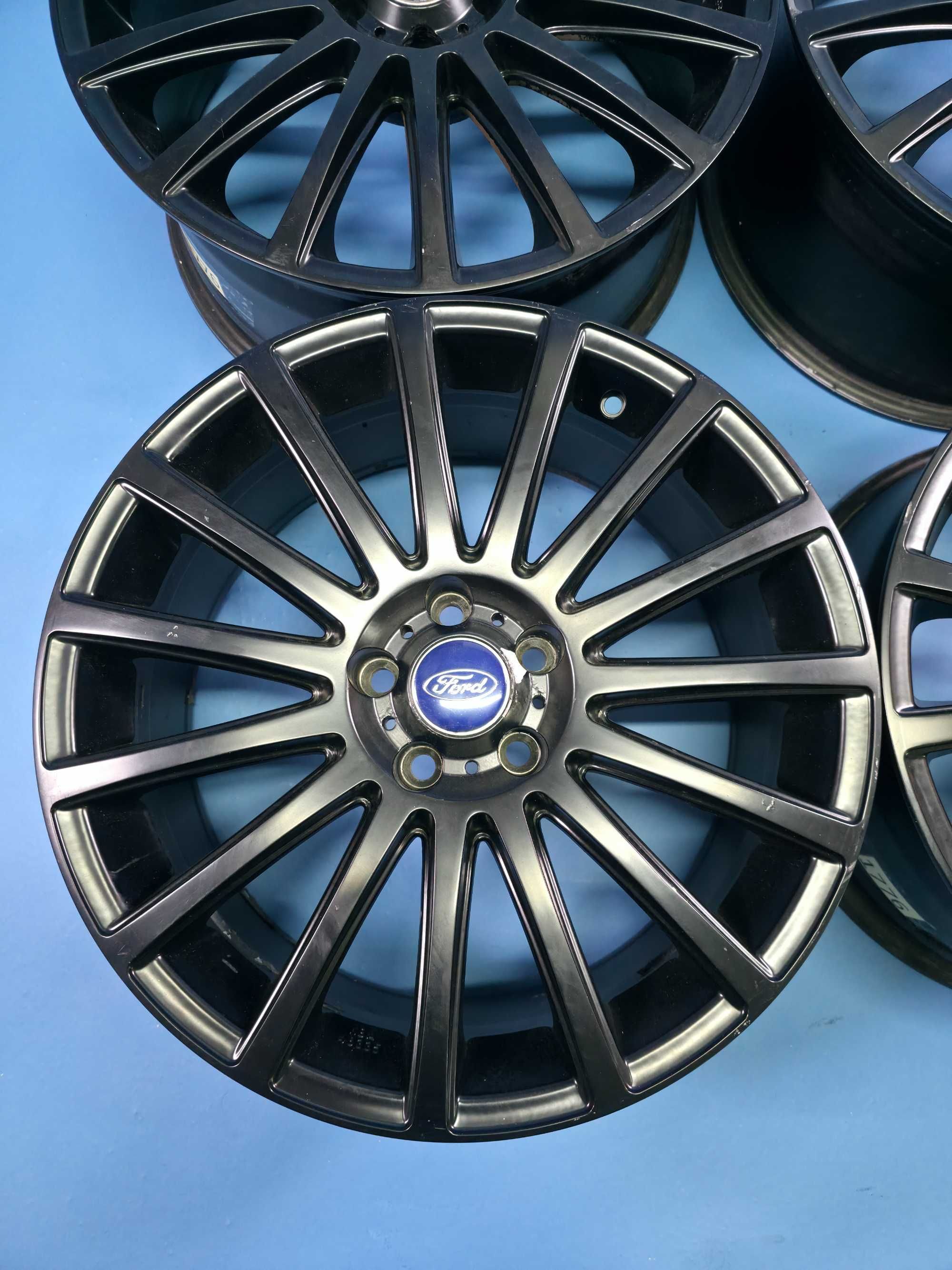 Jante Aliaj 5x108 18'' Ford Kuga Edge Focus Mondeo 8J ET 45 !