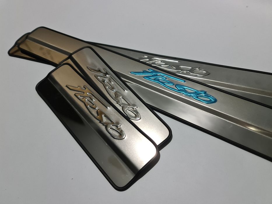 Ornament praguri Ford Fiesta MK6