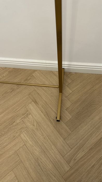 Stender haine auriu 2.1m H x 2m L