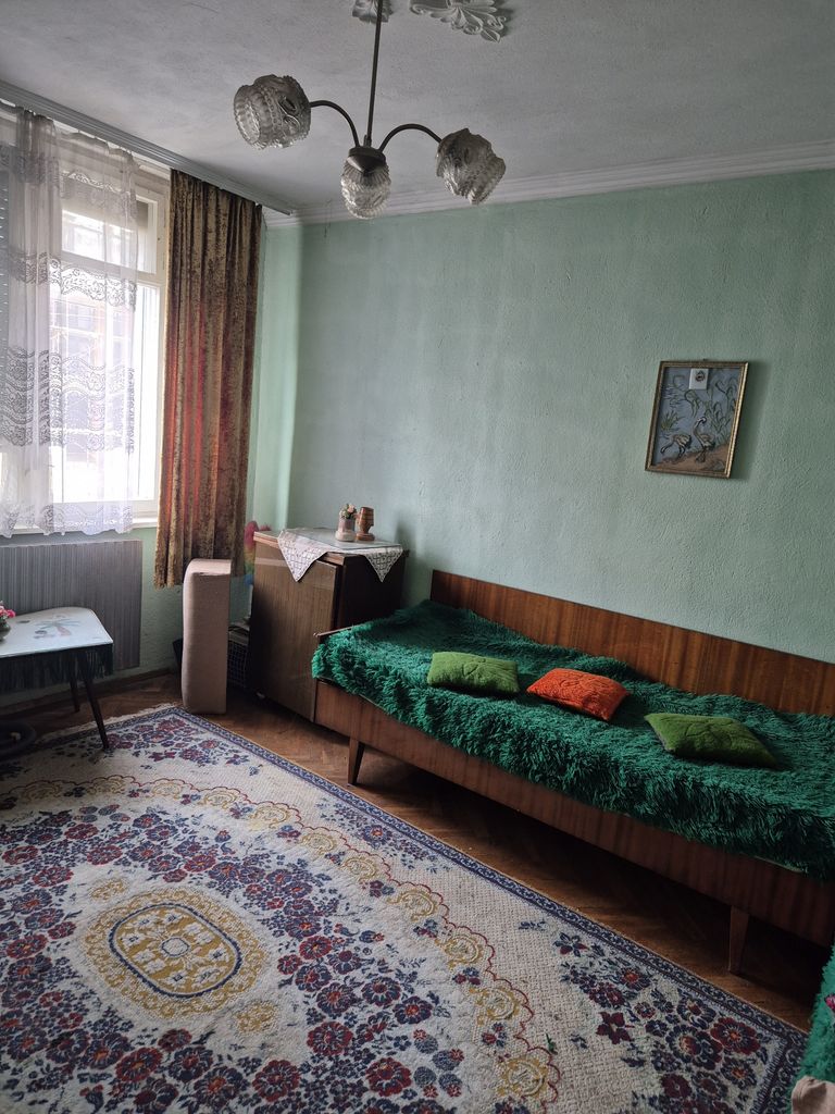 Продава се Двустаен апартамент в Казанлък - 70 кв.м за 948 €/кв.м - Снимка #1