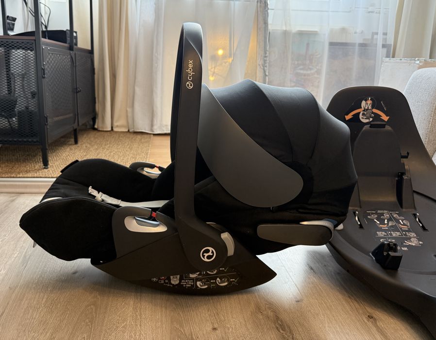 Scoica Cybex Platinum Cloud Z Plus i-Size cu baza isofix