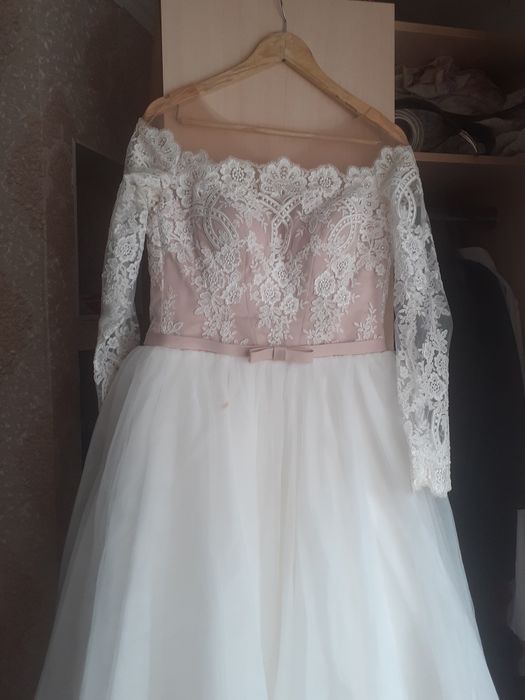 Платье свадебное, недорого,счастливое,красивое,44,размер,корсет,30000