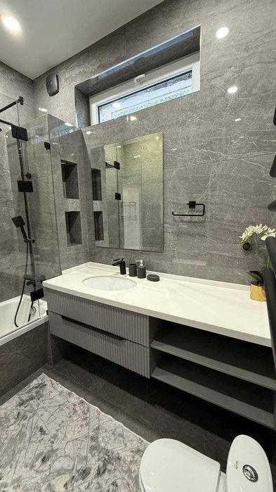 Срочно сдается квартира 3/6/10 на метро БИЙ!1 а28